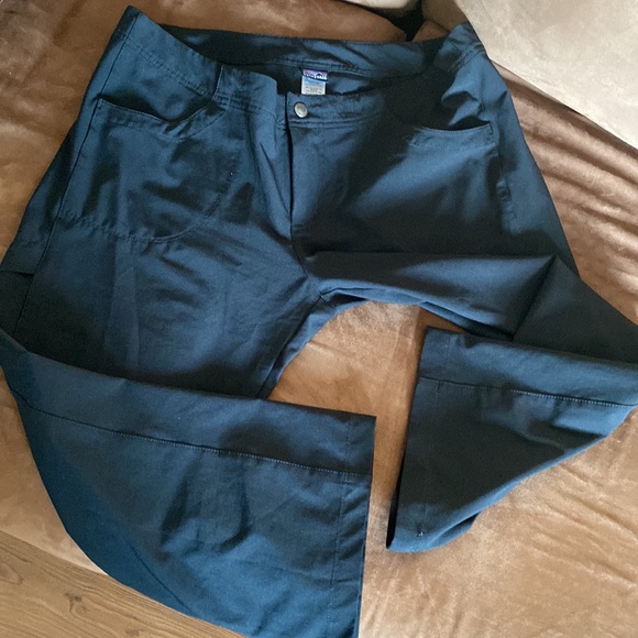 Patagonia Women Intercontinental Capri Hiking Pants Spandex Blend Black Sz 10 - Picture 3 of 9